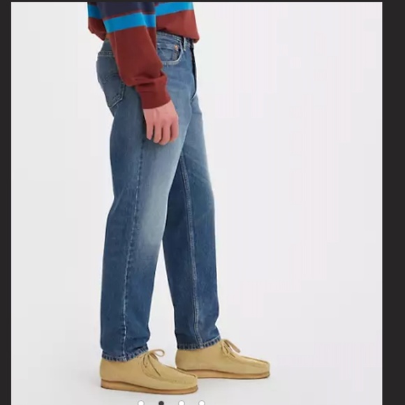 Levis 550 92' Relaxed Denim with Taper below the knee - Picture 3 of 15